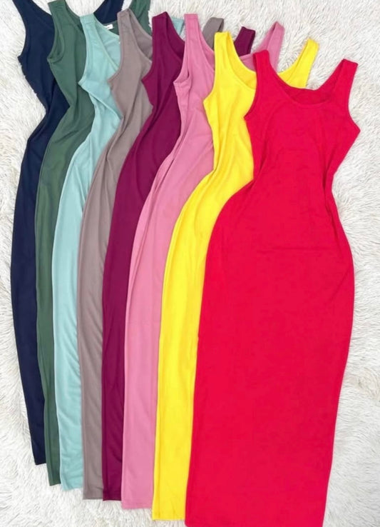 Baesic Tanks • Dress
